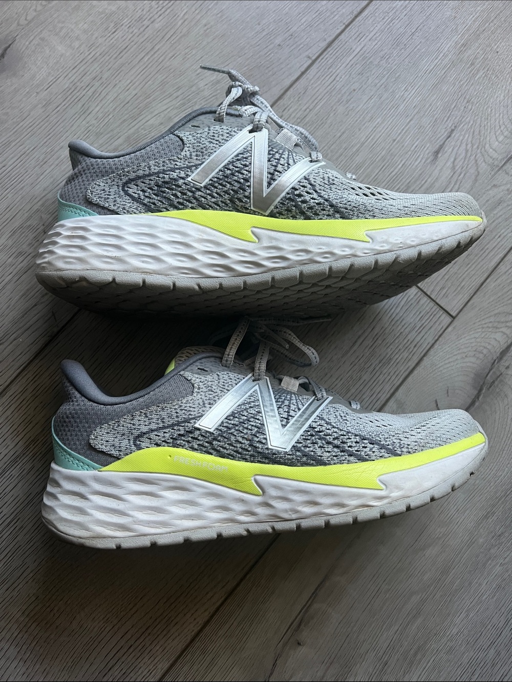 Gently Used New Balance Evare